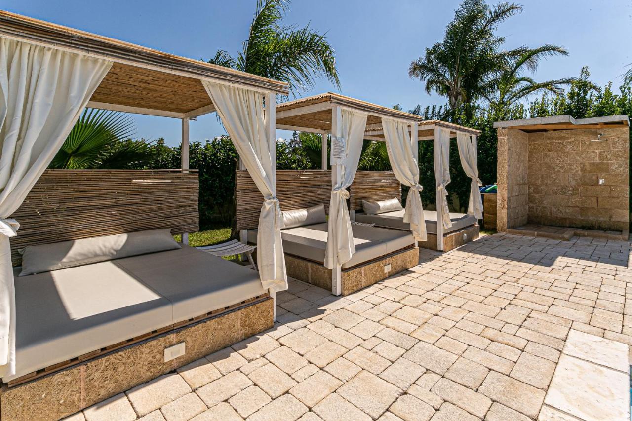 Resort Almaredamarra Con Piscina E Idromassaggio Sul Mare Торре-Сан-Джованні-Удженто Екстер'єр фото