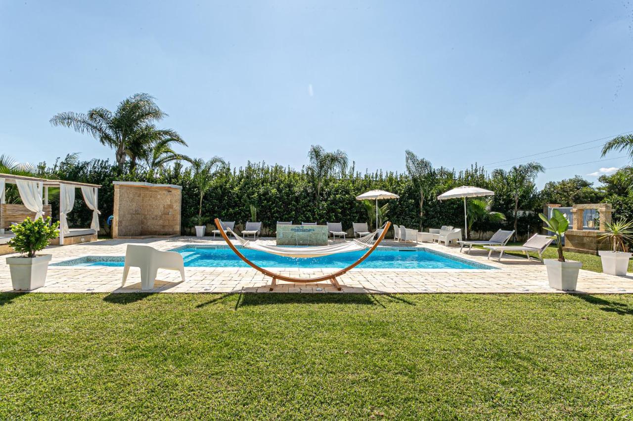 Resort Almaredamarra Con Piscina E Idromassaggio Sul Mare Торре-Сан-Джованні-Удженто Екстер'єр фото